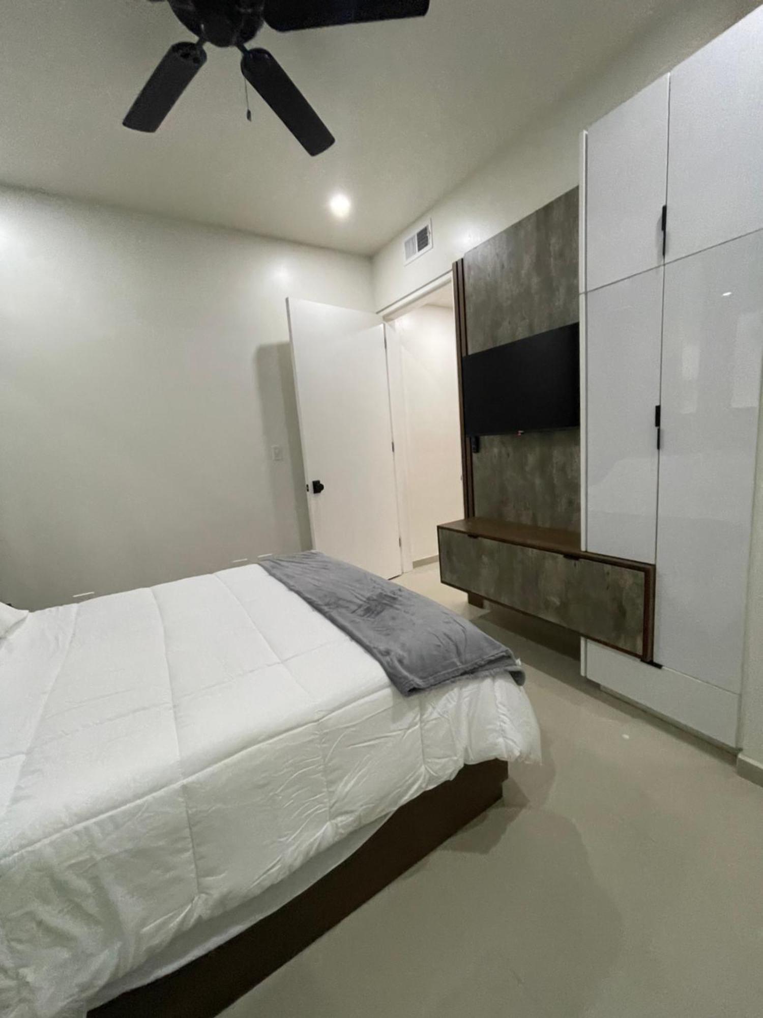 Huichol Apartment เม็กซิกาลิ ภายนอก รูปภาพ